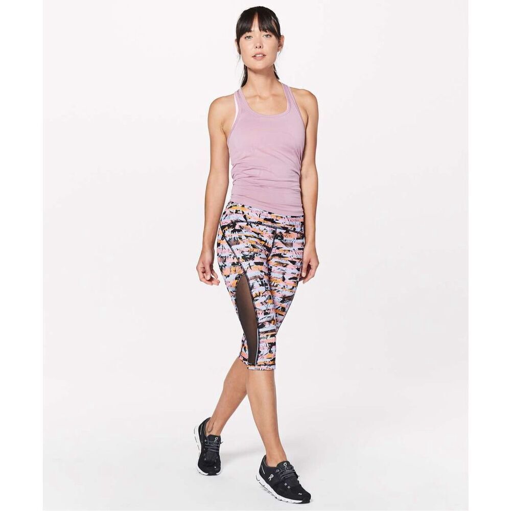 Lululemon Sun Runner Crop *17" Inversion Multi / Black Yoga Pants | Size 6